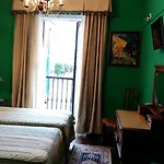 Palacio Carlos I 2*