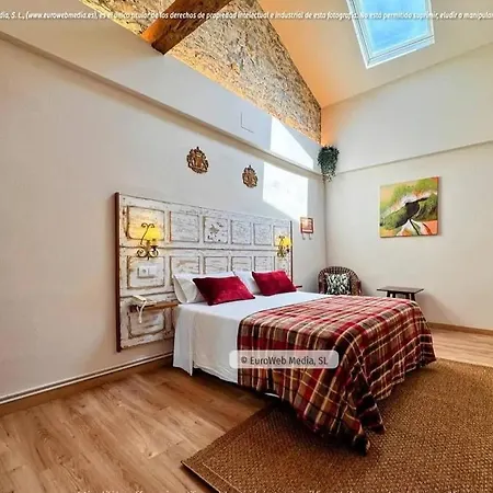 Palacio Carlos I 2* فِيافيثيوسّا